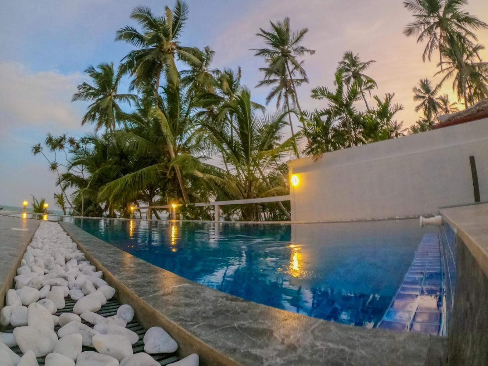 Blue Ocean Resort Netolpitiya Eksteriør billede