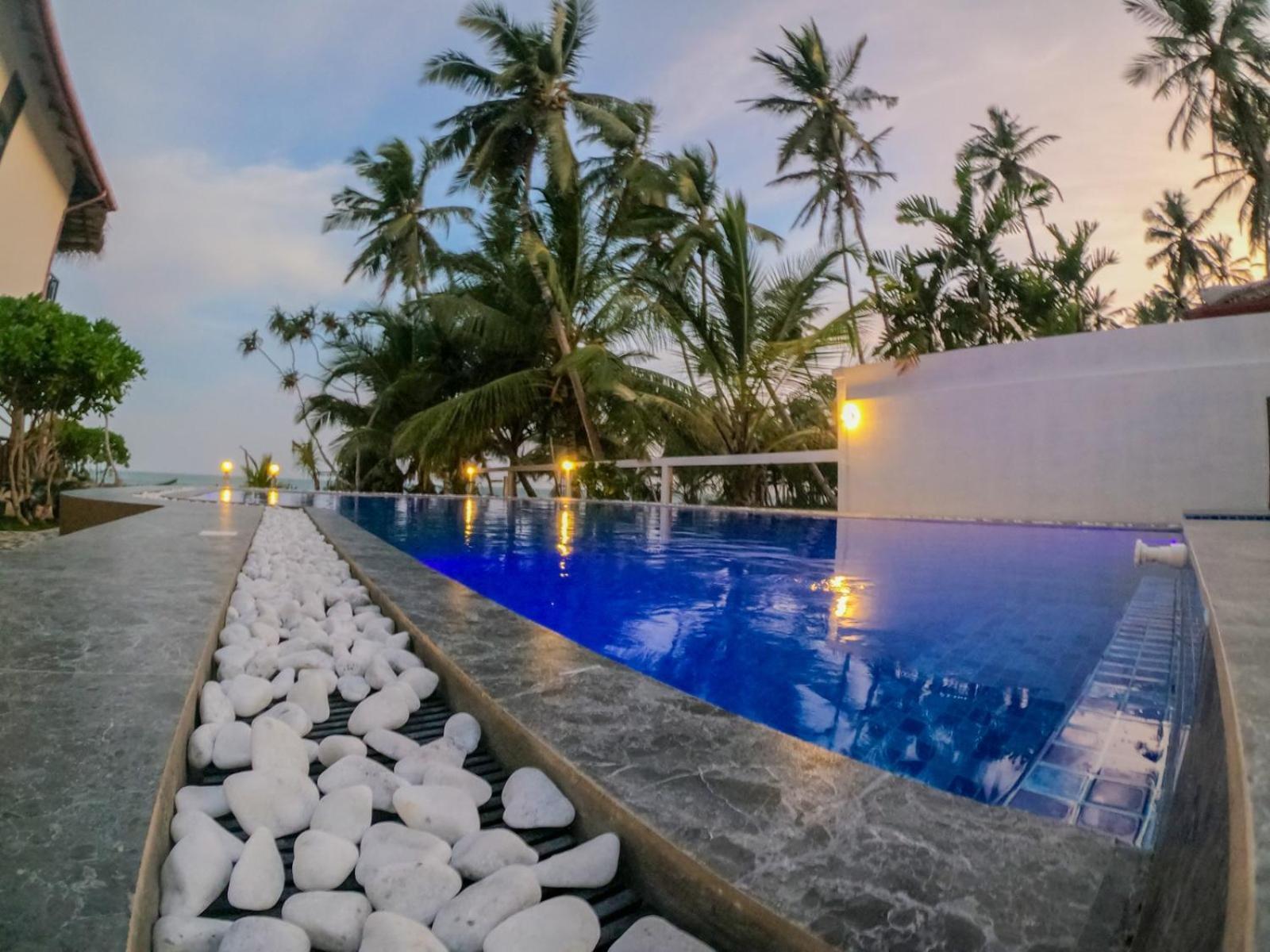 Blue Ocean Resort Netolpitiya Eksteriør billede
