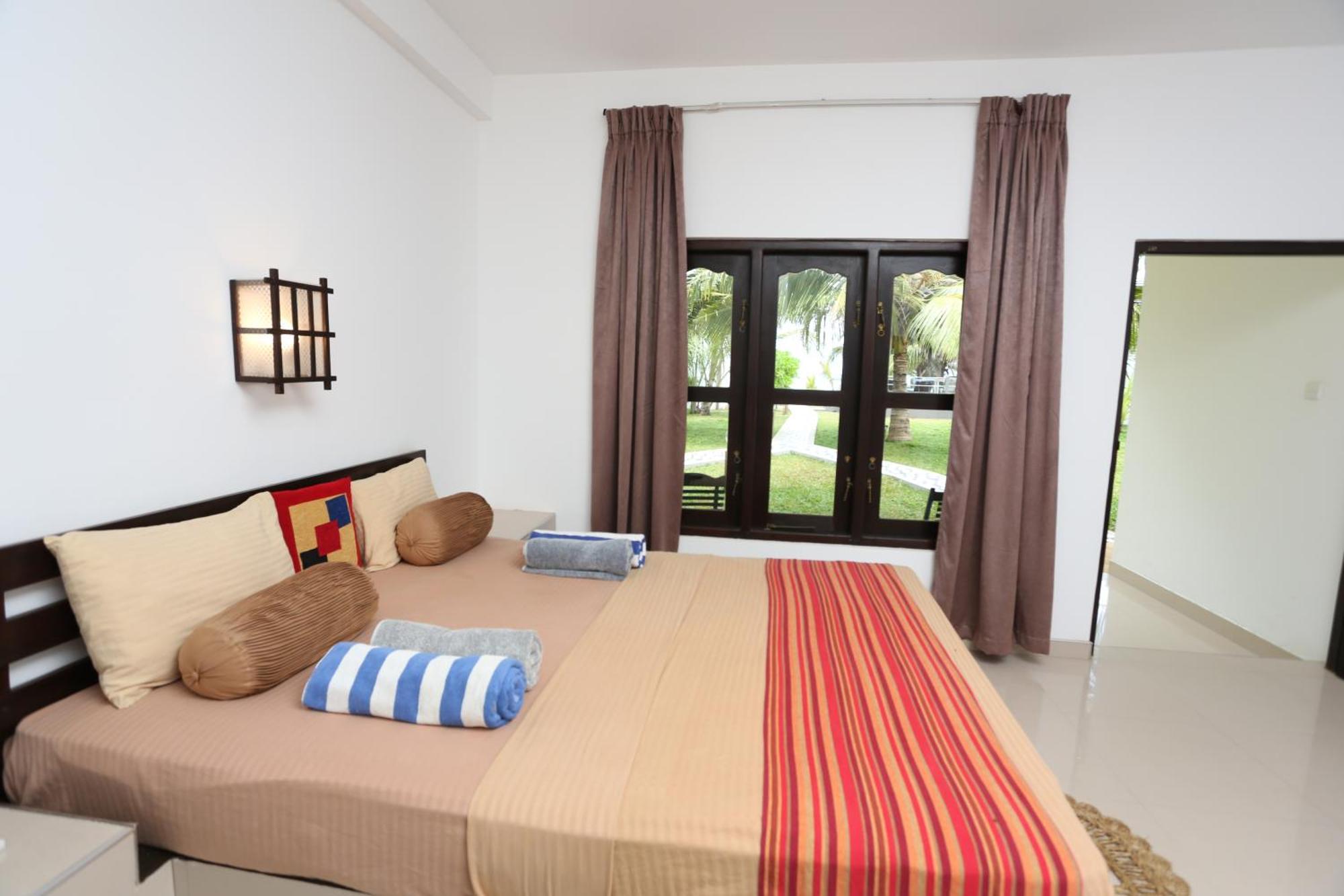 Blue Ocean Resort Netolpitiya Eksteriør billede